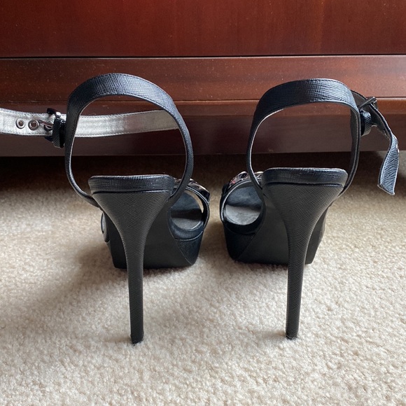 Guess heels - Picture 3 of 4